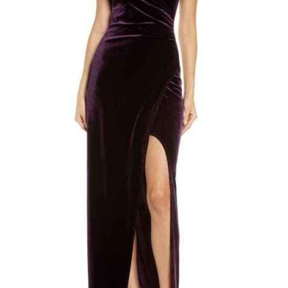 Betsy & Adam Women's Draped Velvet Slit Gown - Picture 1 of 4